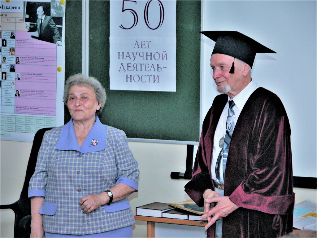 Китайгродская и Макареня.JPG