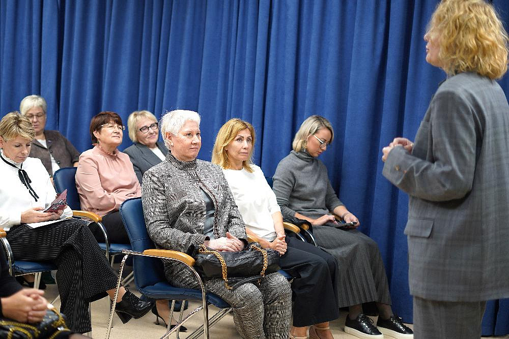 «Образ современного педагога» представили накануне Всемирного дня красоты